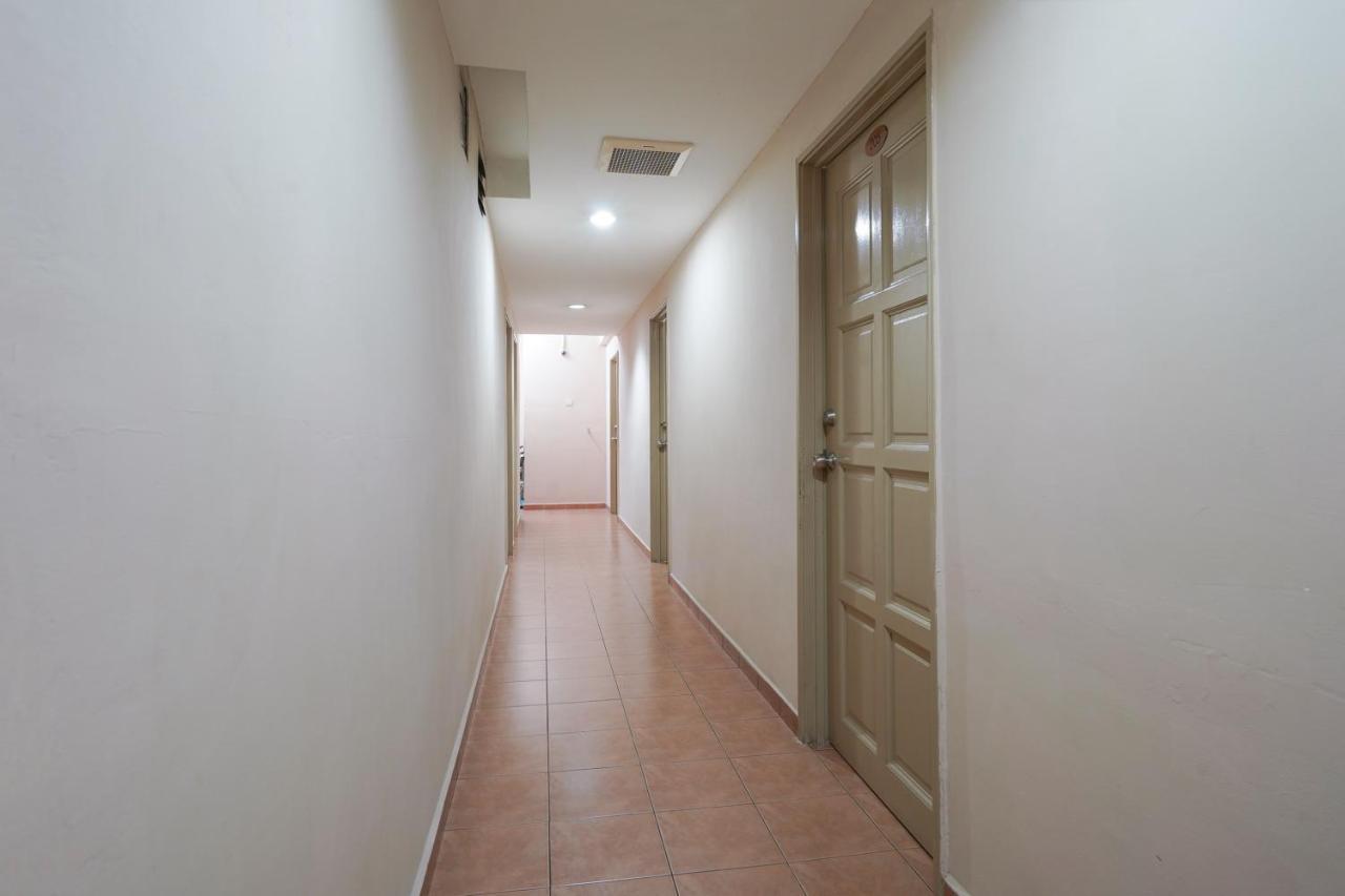 Oyo 90092 Hotel 91 Kajang Zewnętrze zdjęcie